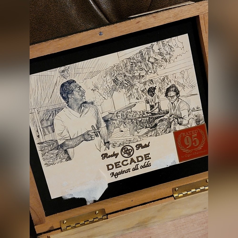 Empty Cigar Box - Picture 8 of 10